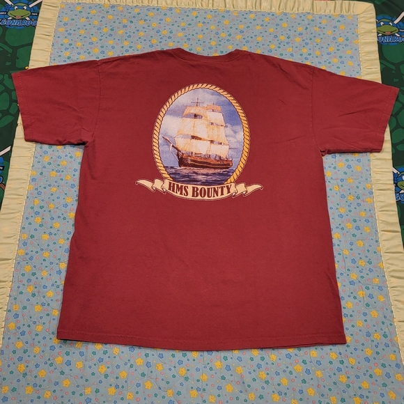 ⛵️🇬🇧 HMS Bounty Shirt 🔥  Vintage England Royal Navy Ship 🚢 History Britain - Picture 1 of 8